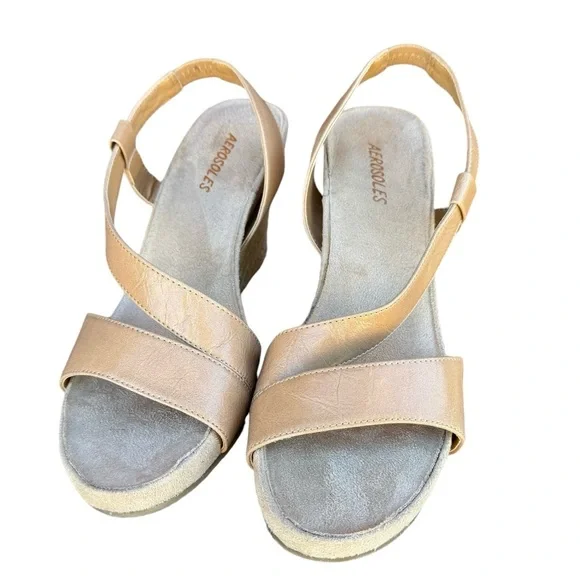 AEROSOLES  Women's Plush Baby Wedge Sandals Sz 9M Nude Faux Leather Slingback - Picture 3 of 10